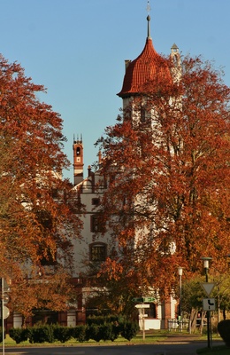 Schloss im Herbst