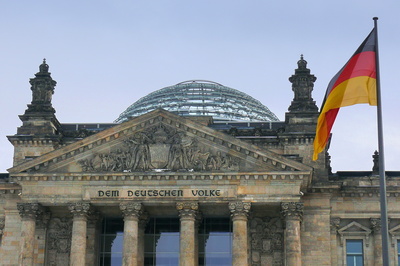 Giebel des Reichstags