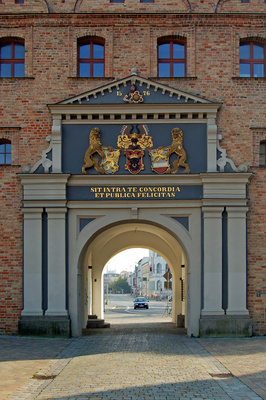 Rostock - Steintor (Torbogendurchgang Stadtseite)