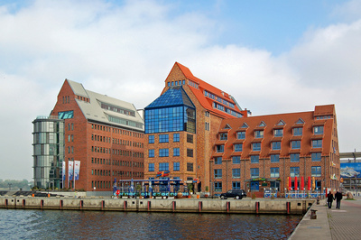 Rostock - Ehemalige Speichergebäude am Stadthafen