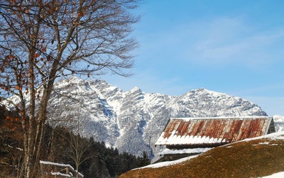 Blick in die Ammergauer Alpen 01