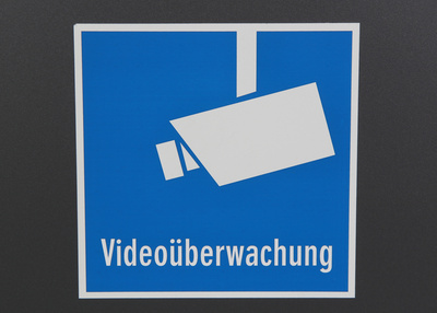 Videoüberwachung - Überwachungskamera-Hinweisschild