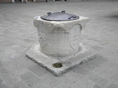 Brunnen in Venedig