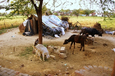 Haus einer armen Landfamilie in Indien