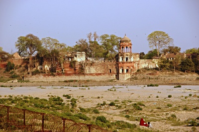 Am Yamuna Flussufer gegenüber des Taj Mahal  3