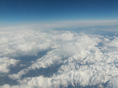 Über den Alpen