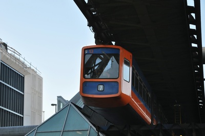 Schwebebahn Nr.13