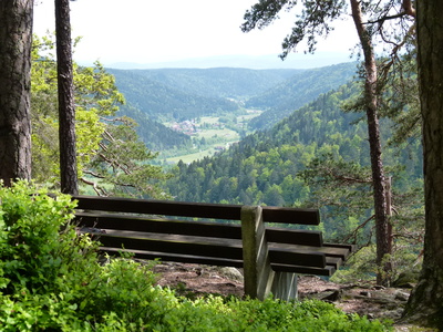 Blick vom Bildsteinfelsen ins Albtal