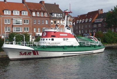 Seenotrettungskreuzer in Emden