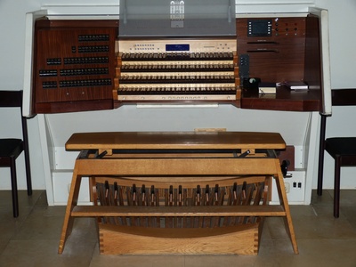 Orgel-Spieltisch 1