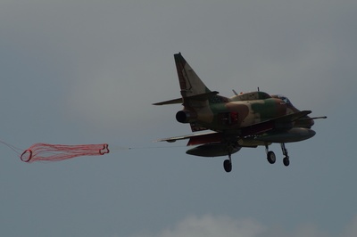 F - 4 Skyhawk mit Schleppziel