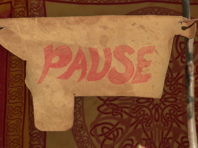 "Pause"