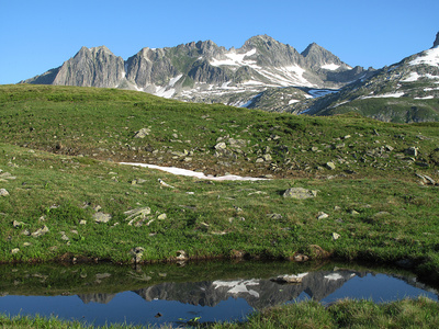 Urner Alpen im Spiegelbild
