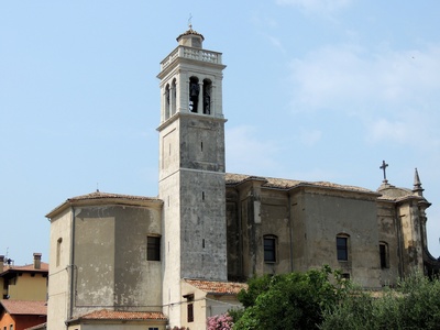 Kirche "San Stefano"