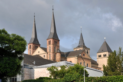 Trier - Dom im Morgenlicht