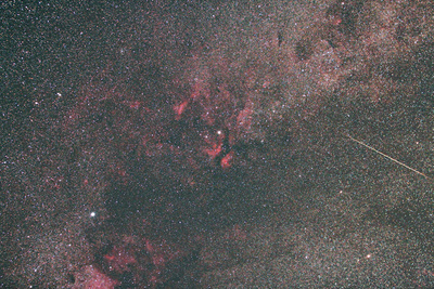Sternbild Schwan mit Stern Sadr und seine Nebel