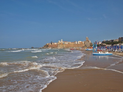 Termoli mit Strand