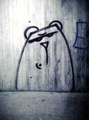 Hmmm.... Graffiti!