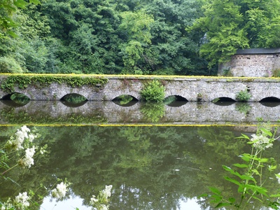 Schloss Crottorf: Brücke