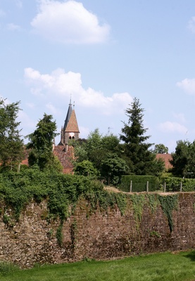 alte stadtmauer von wissembourg