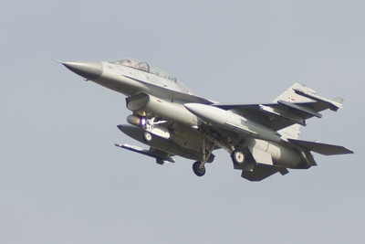 dänische F -16 Falcon beim Anflug zum Touch and Go