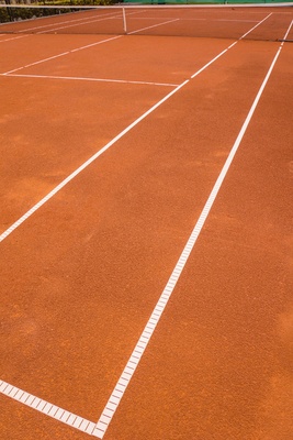 Tennisplatz (Sand) mit Markierung 2