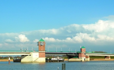 Jann-Berghaus-Brücke