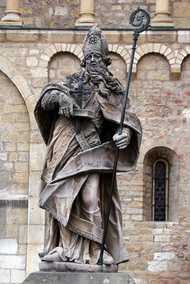 Heiliger Bonifatius vor dem Mainzer Dom