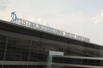 Flughafen Pritina