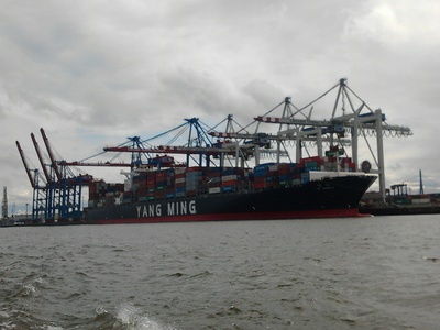 Containerschiff Yang Ming