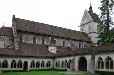 St-Ursanne: Kirche und Kreuzgang