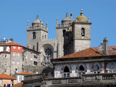 Kirche am Hafen von Porto