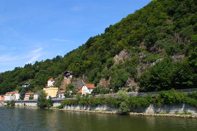 Eine Schifffahrt auf der Donau 02