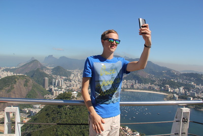Selfie...mit der traumhafter Aussicht vom Zuckerhut