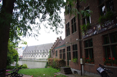 Alte Brauerei mit Fleischerhalle in Gent