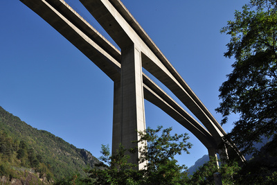 Zwillingsviadukt A2 in der Leventina