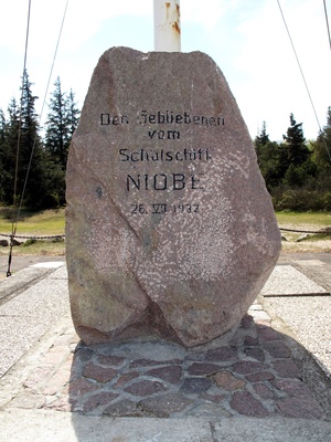 Gedenkstein in Niobe