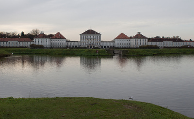 Das Schloß Nymphenburg im November