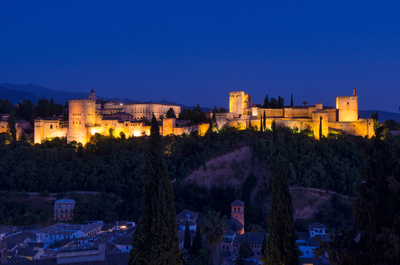 Alhambra in der blauen Stunde