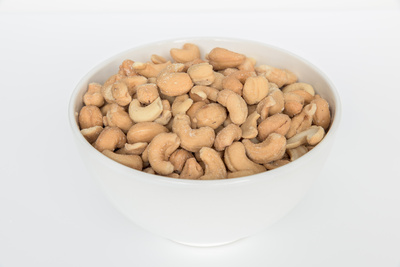 cashews2