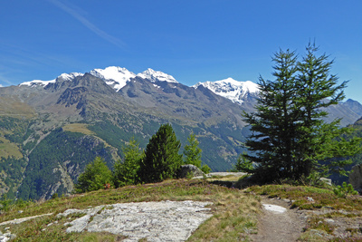 Aussichtsreicher Höhenweg