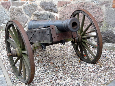 Kanone aus alter Zeit