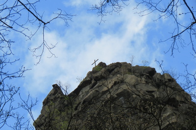 Gipfelkreuz über dem Bodetal