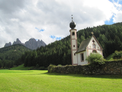 Geislergruppe mit Ranuikirche St.Magdalena Südtirol