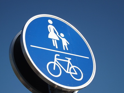 Frei für Radfahrer und Fußgänger