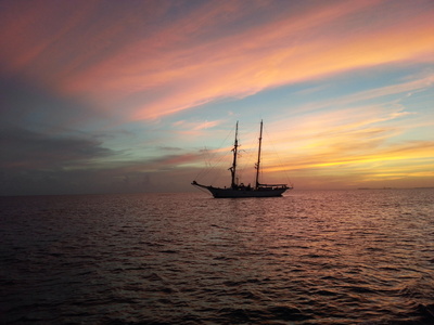 Sonnuntergang mit Segelschiff in Key West, Florida 2