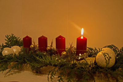 1.Advent-ein Lichtlein brennt-