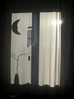 Fenster mit Mond