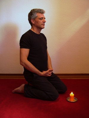 Meditation mit Kerze