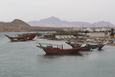 Oman -Schiffe bei Sur